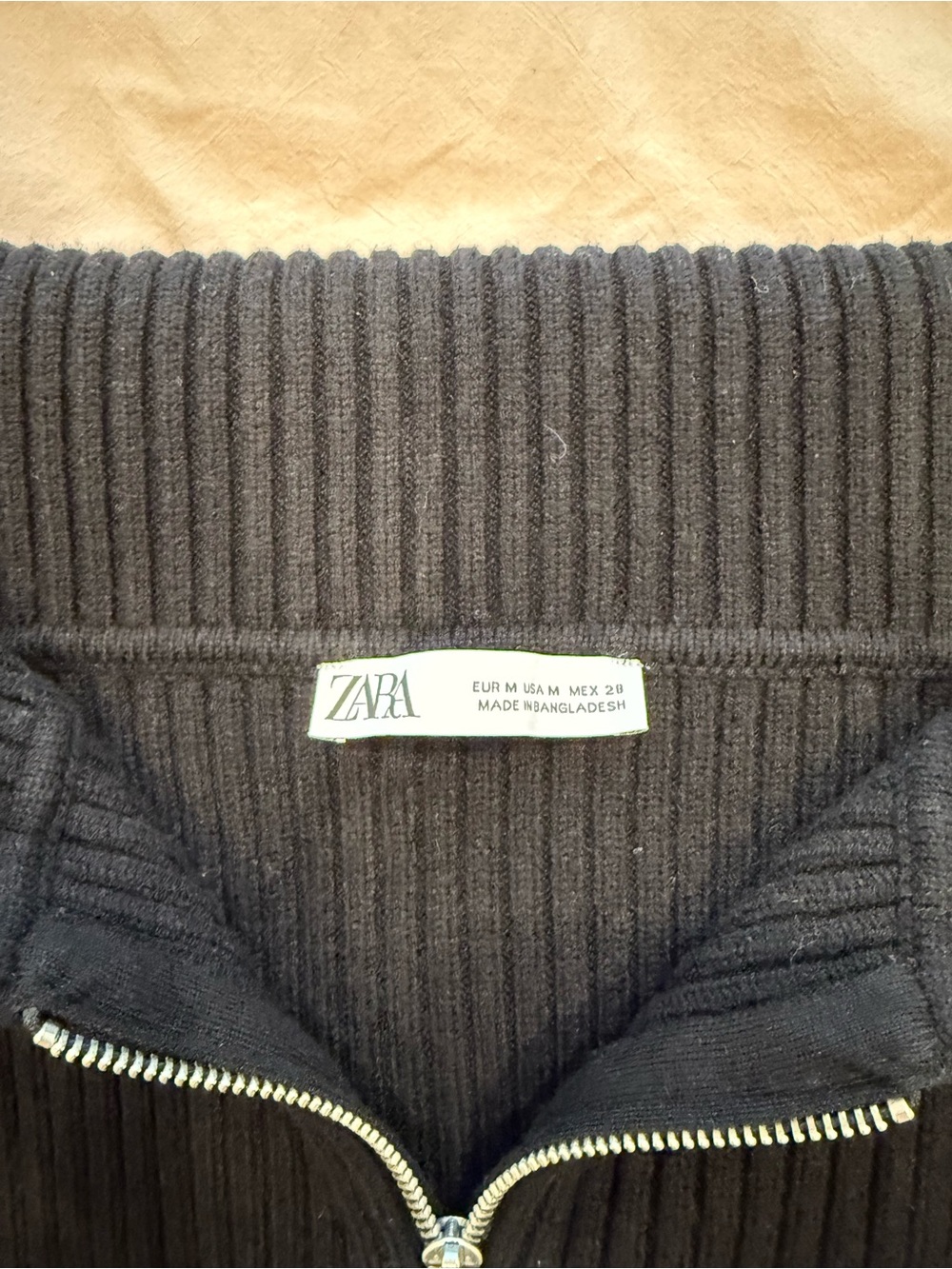 Zara Ribbed Off-Shoulder Zip Sweater - Picture 3 of 4